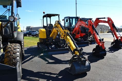 new holland mini digger